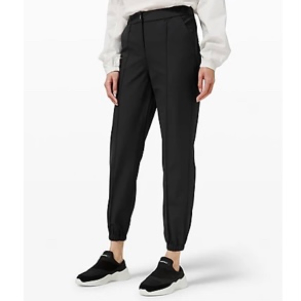 NWOT - Lululemon Black Pants High Rise 7/8 length